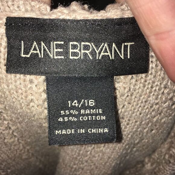 Lane Bryant beige split neck hooded size 14/16 lightweight sweater - Picture 2 of 3